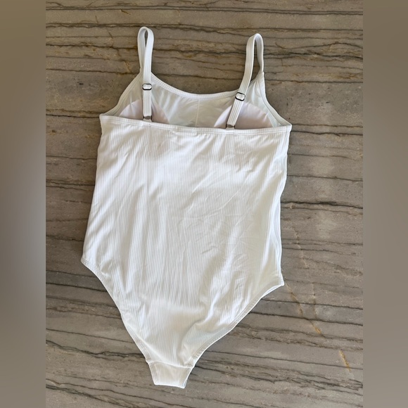 Andie Amalfi White Ribbed One Piece Swimsuit XXL Tall Long Torso - Brand New - Picture 2 of 5